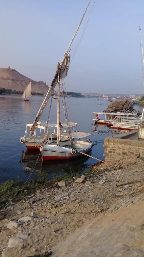 Elephantina Sobek Apartment Aswan Bagian luar foto